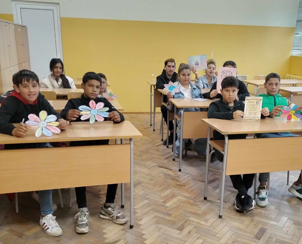 Толерантността е силата и благородството да приемеш различните 3