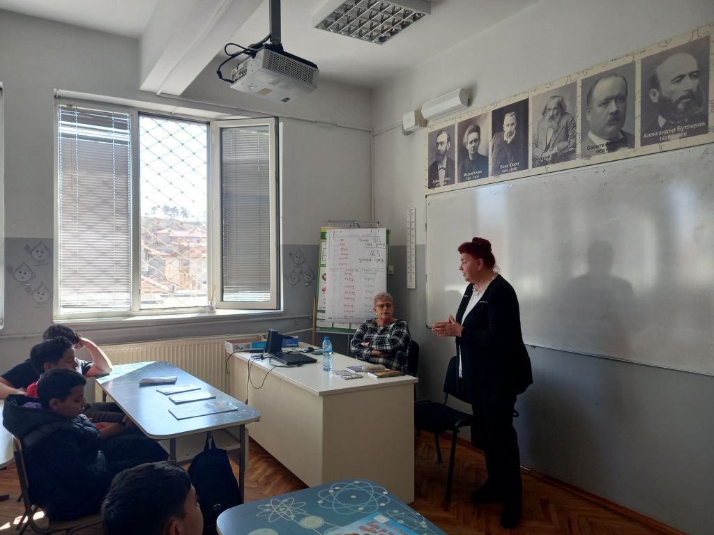 Творческа среща с писателката Генка Богданова 2